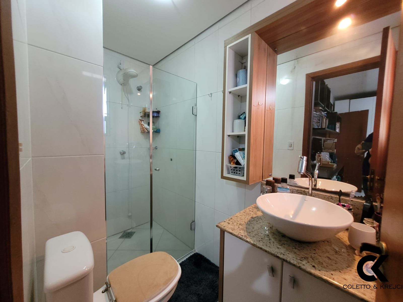 Apartamento à venda com 2 quartos, 73m² - Foto 12