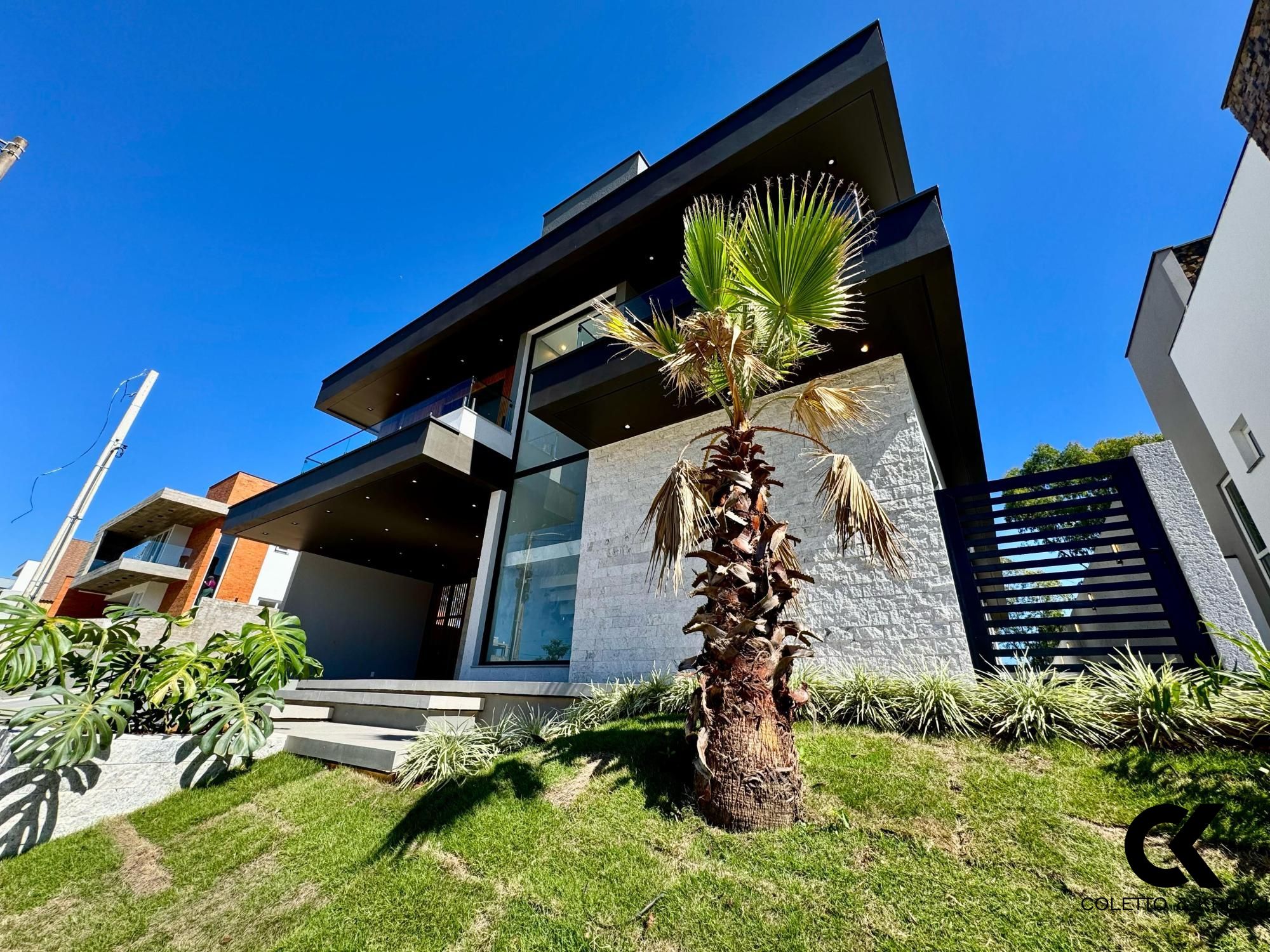 Casa de Condomínio, 5 quartos - Foto 1