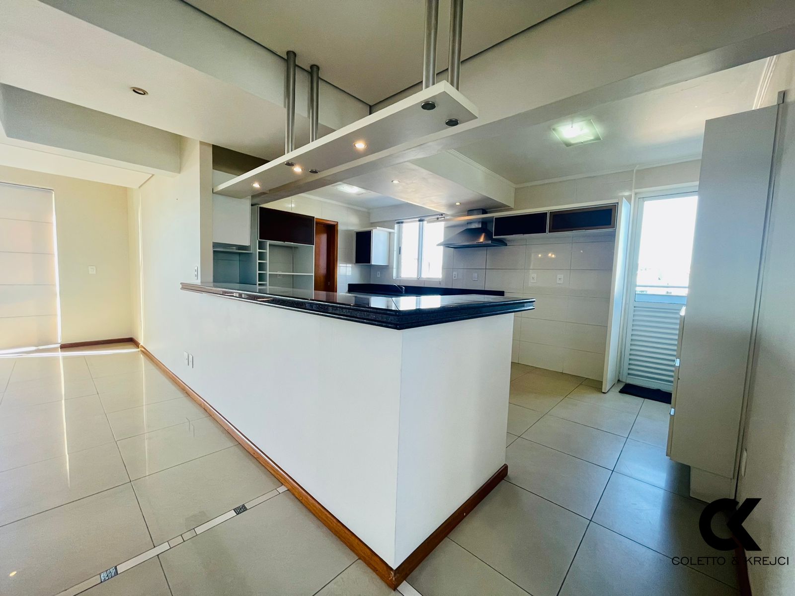 Cobertura, 4 quartos, 353 m² - Foto 17