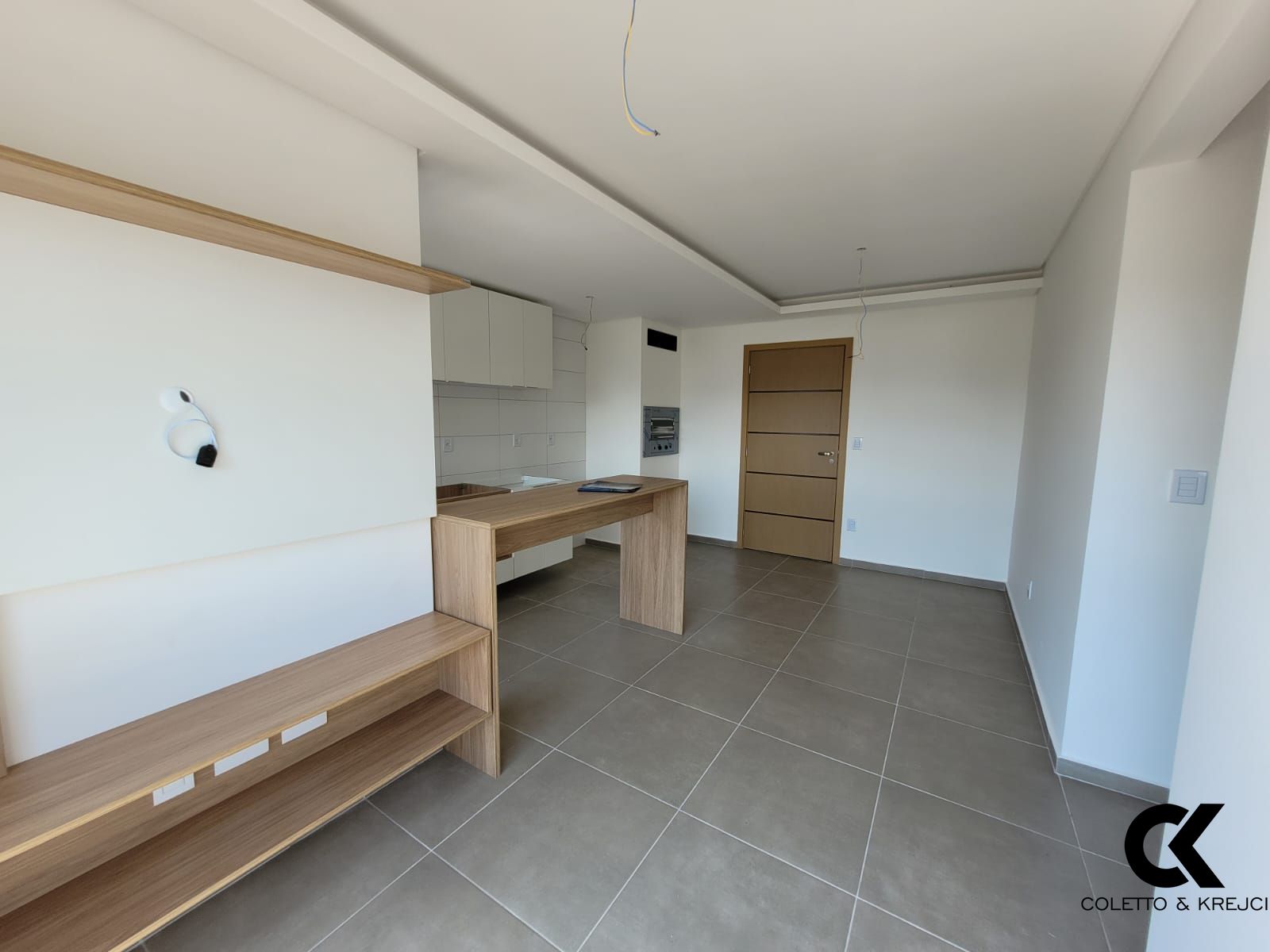 Apartamento para alugar com 2 quartos, 51m² - Foto 2