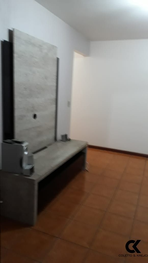 Apartamento à venda com 2 quartos, 81m² - Foto 24