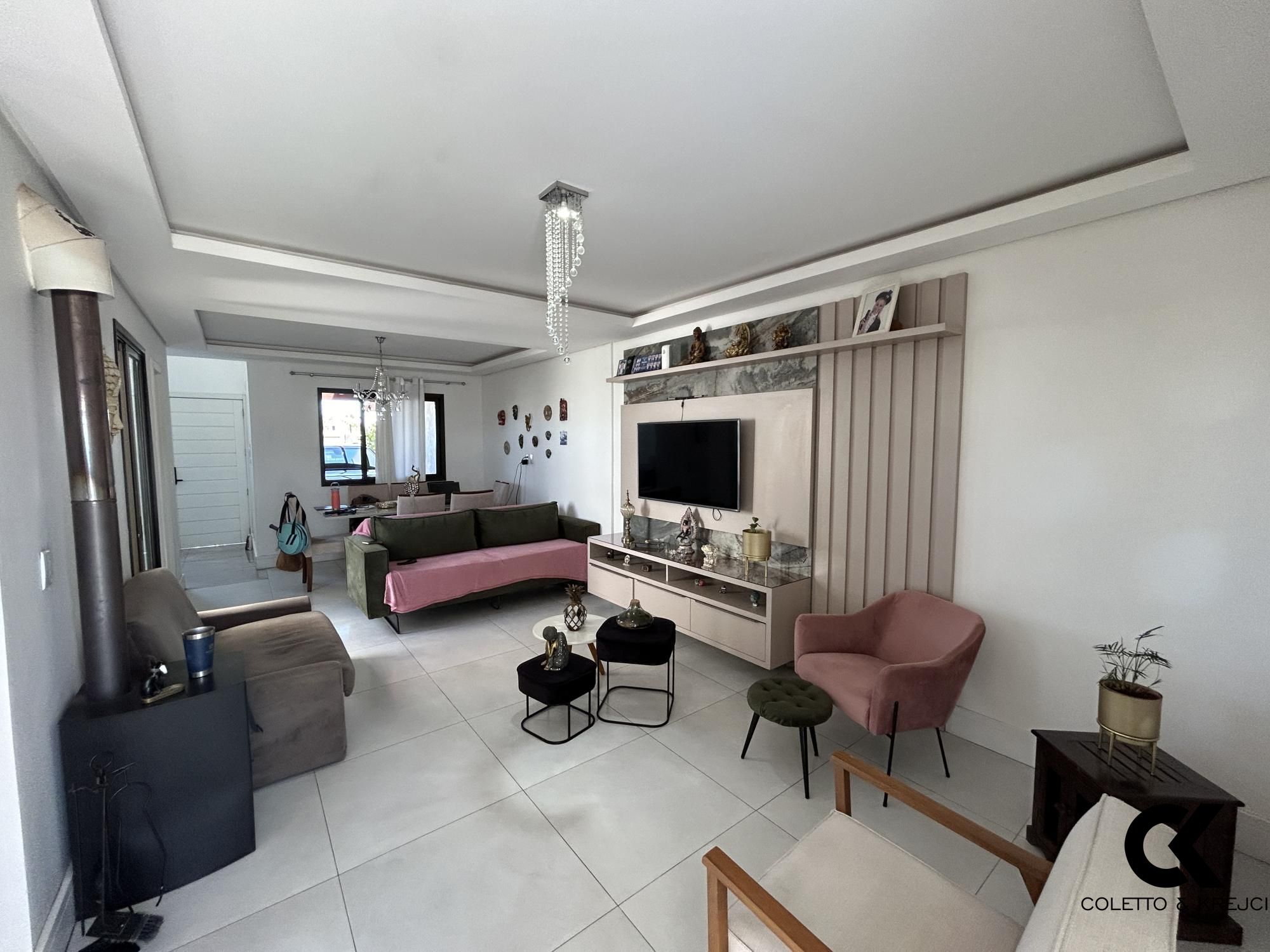 Sobrado, 3 quartos, 131 m² - Foto 1