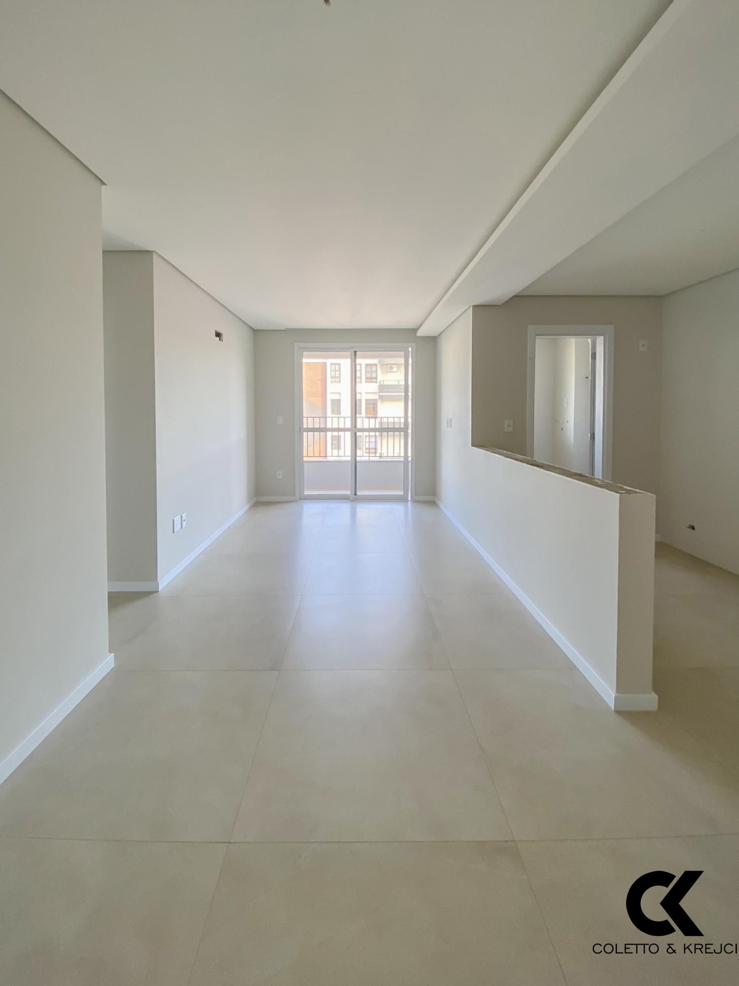 Apartamento à venda com 2 quartos, 77m² - Foto 2