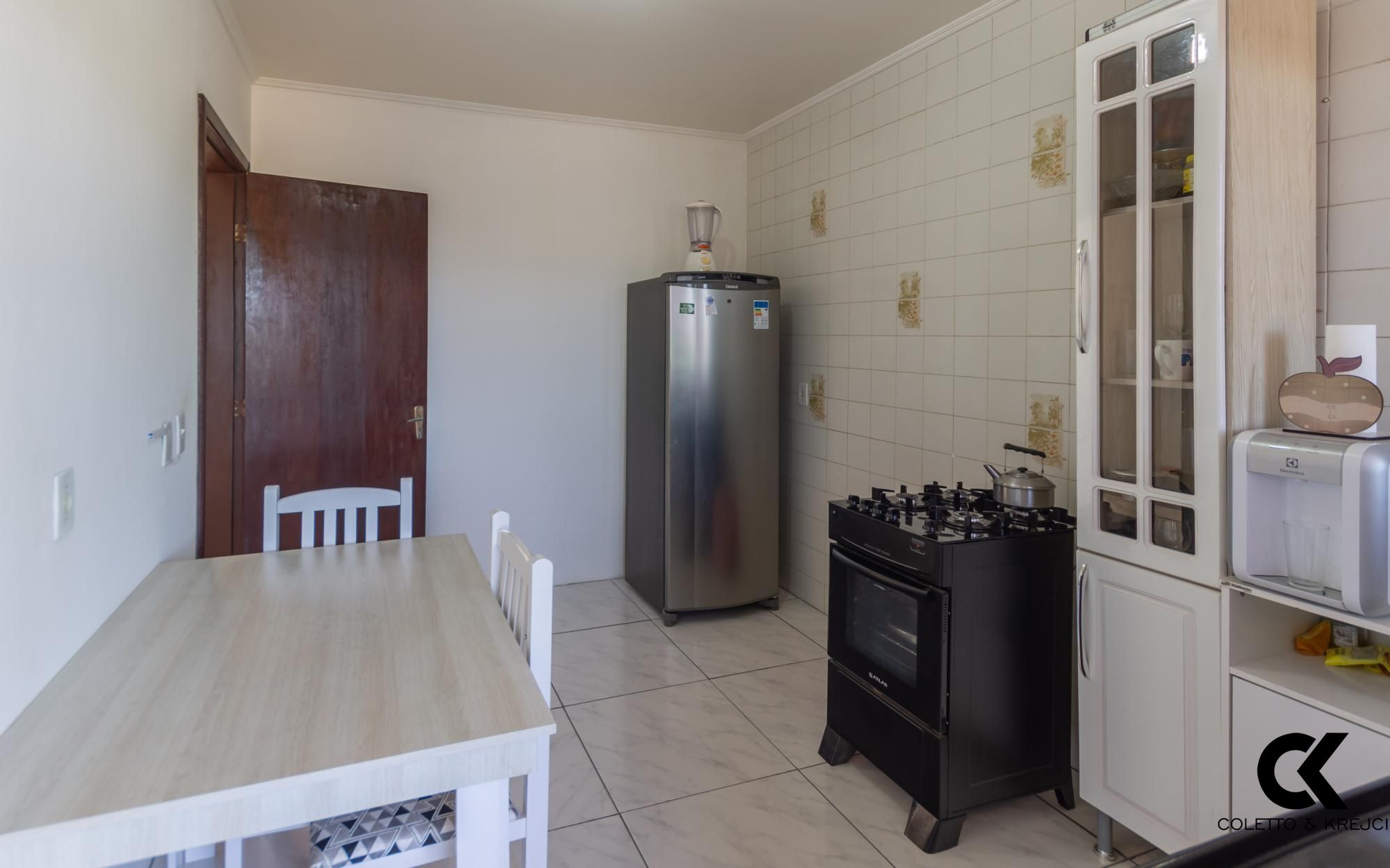 Apartamento à venda com 3 quartos, 96m² - Foto 12