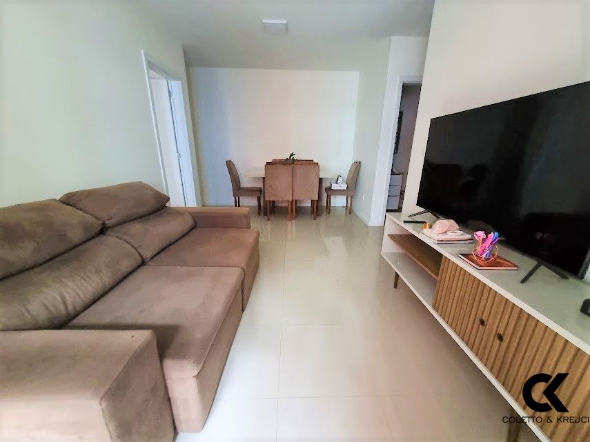 Apartamento à venda com 2 quartos, 57m² - Foto 2