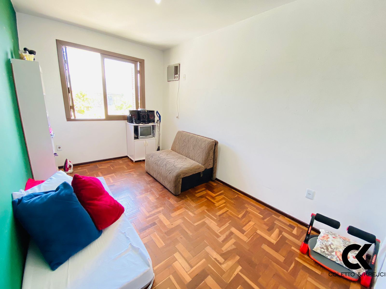 Casa à venda com 4 quartos, 226m² - Foto 13