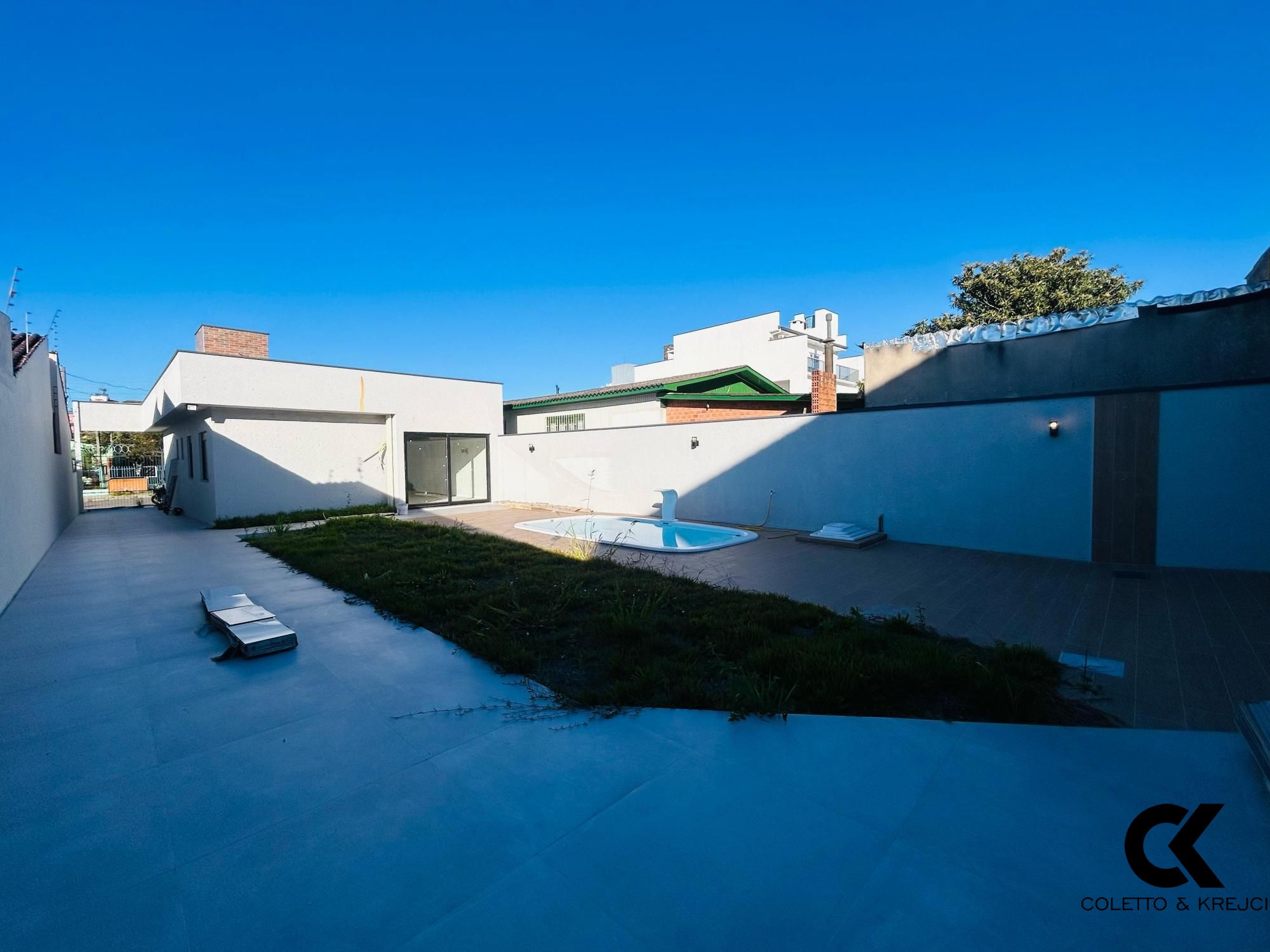 Casa à venda com 3 quartos, 102m² - Foto 12