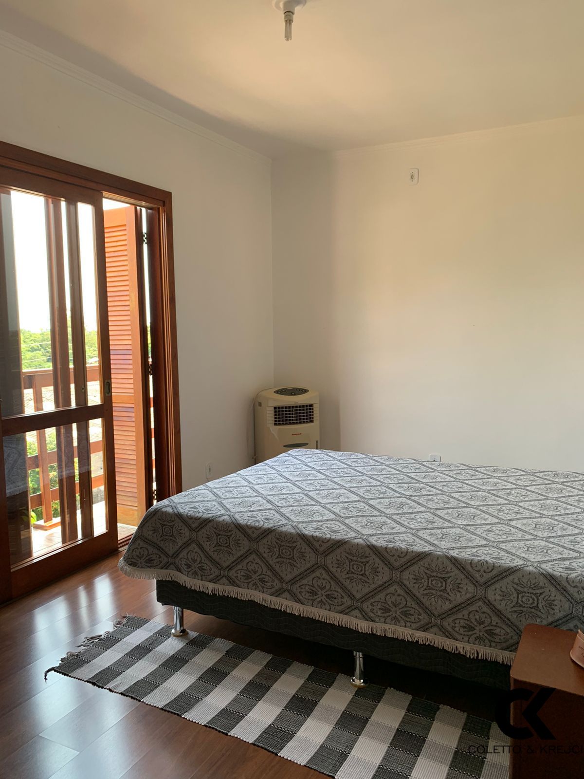 Casa à venda com 5 quartos, 183m² - Foto 19