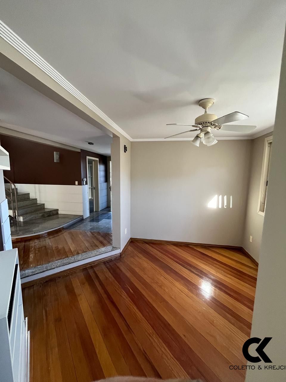 Casa, 4 quartos, 290 m² - Foto 3