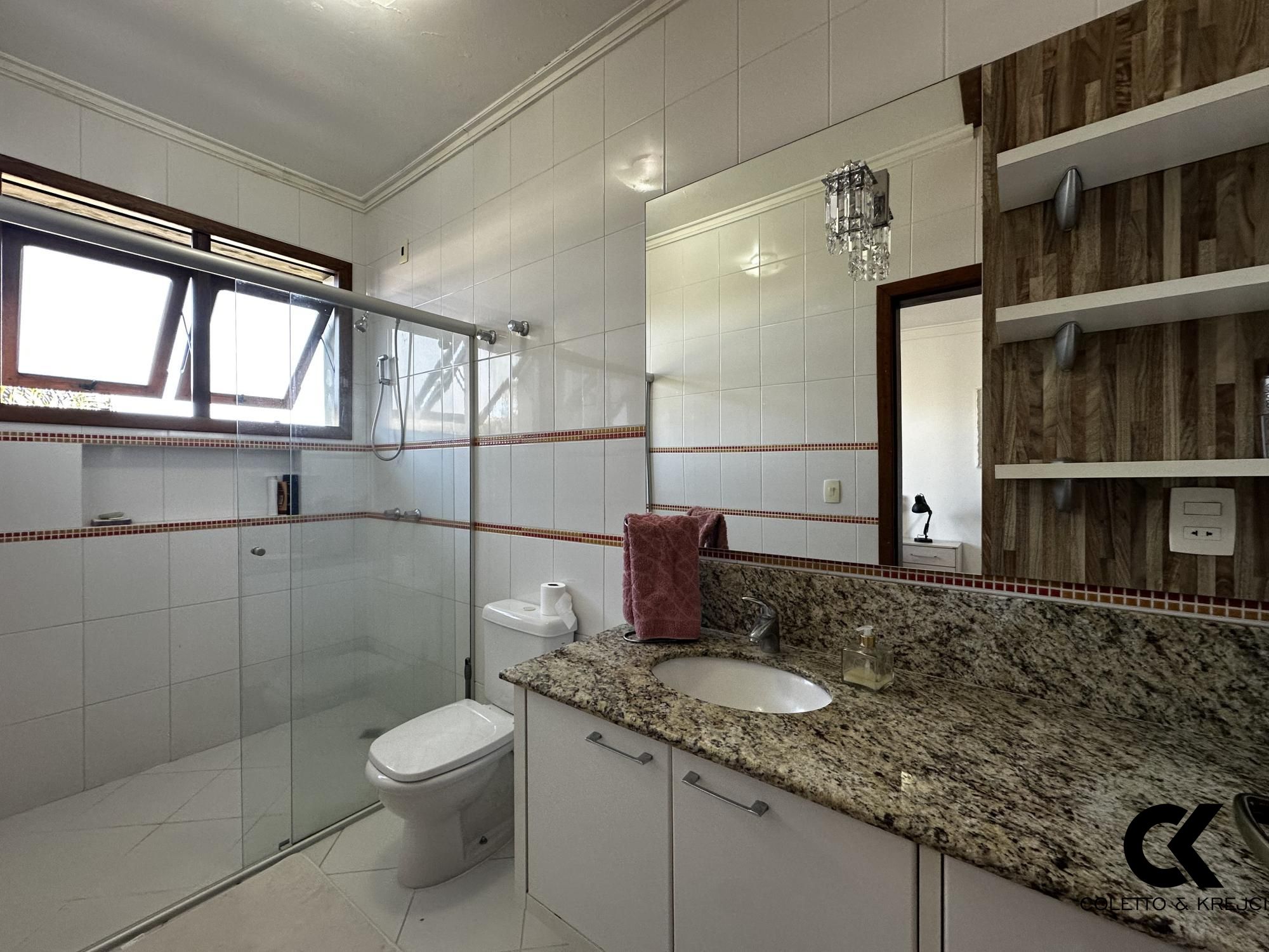 Casa de Condomínio à venda com 4 quartos, 324m² - Foto 16