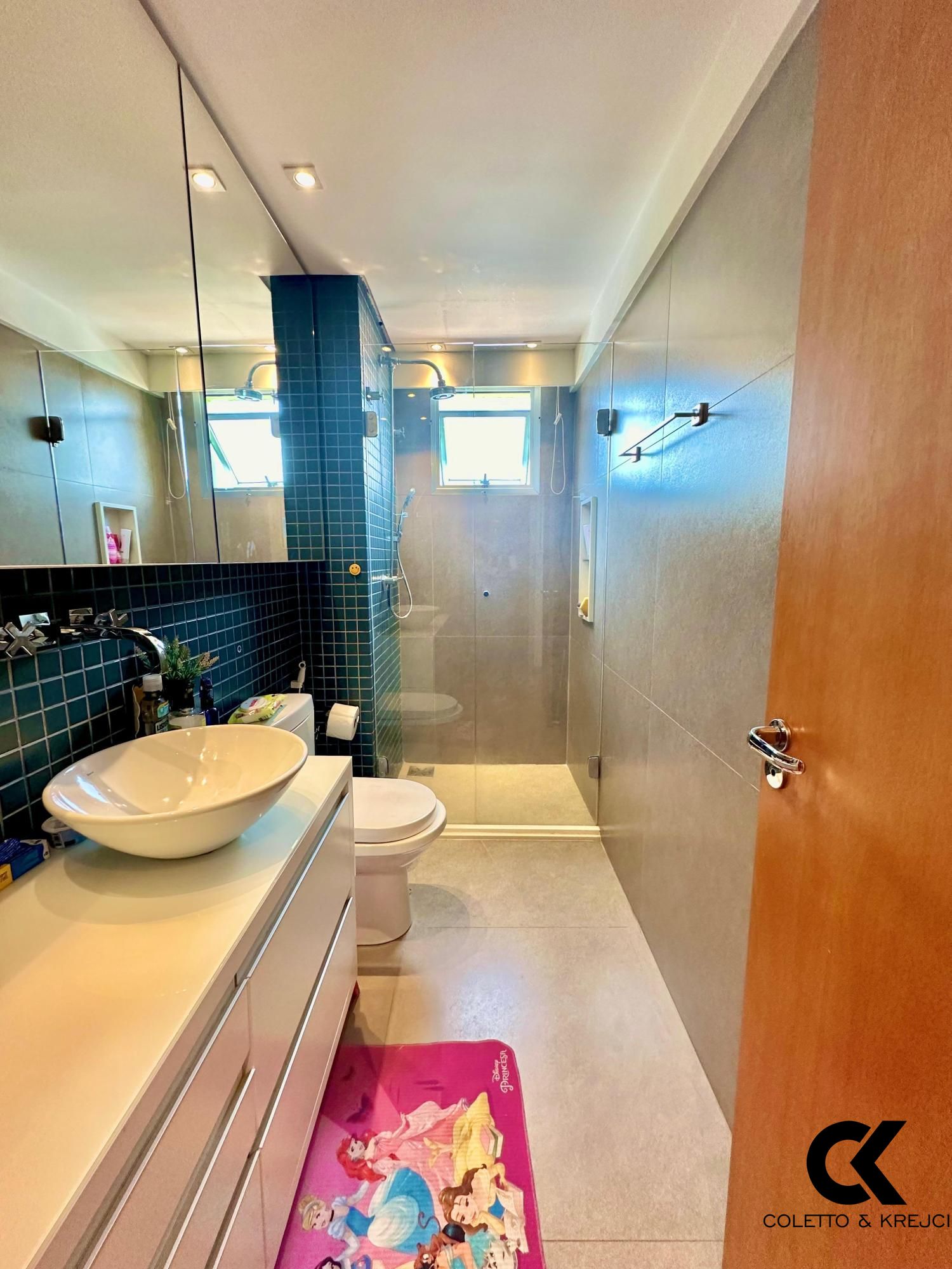 Apartamento à venda com 3 quartos, 135m² - Foto 17
