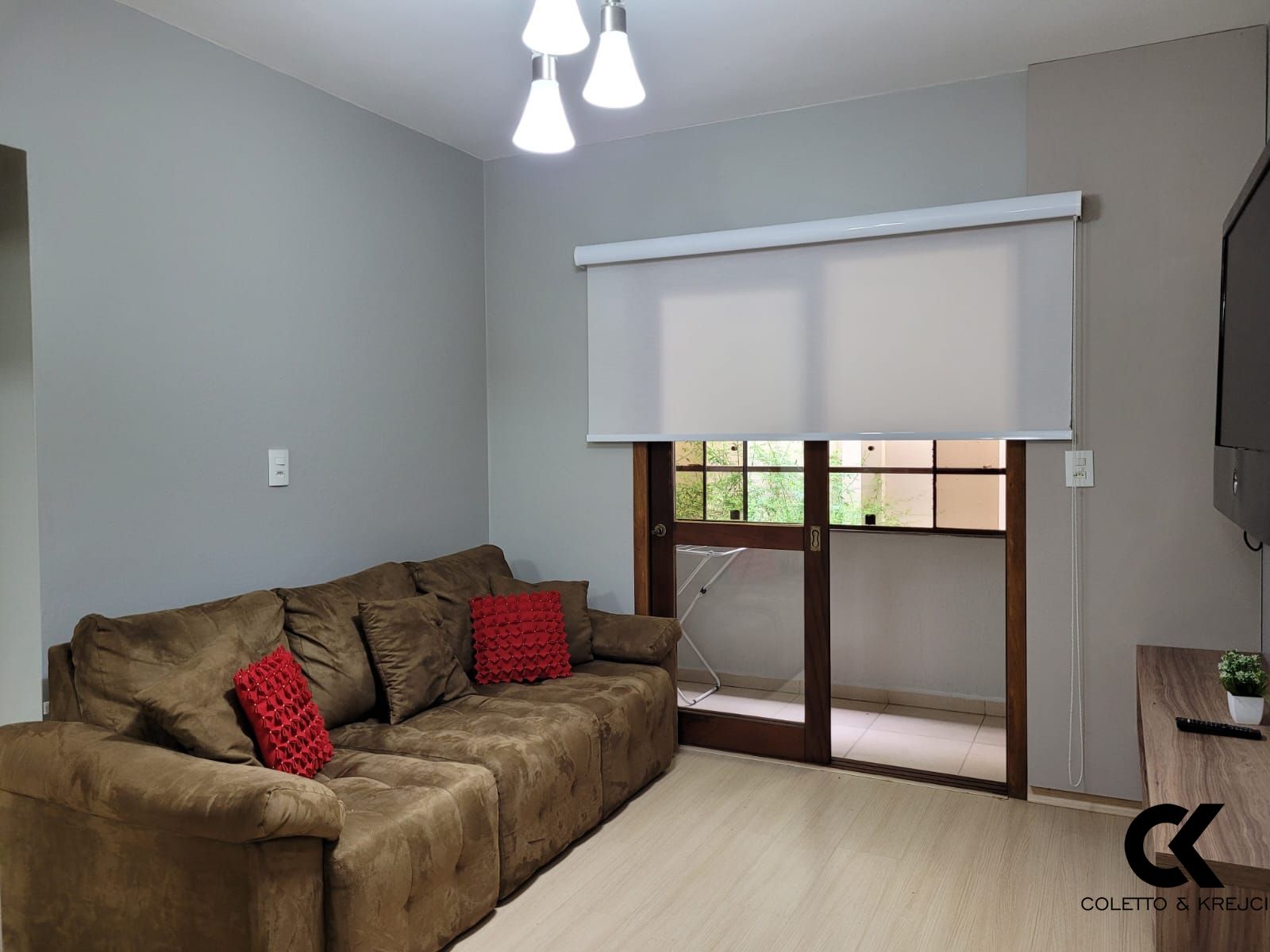 Apartamento à venda com 2 quartos, 83m² - Foto 1