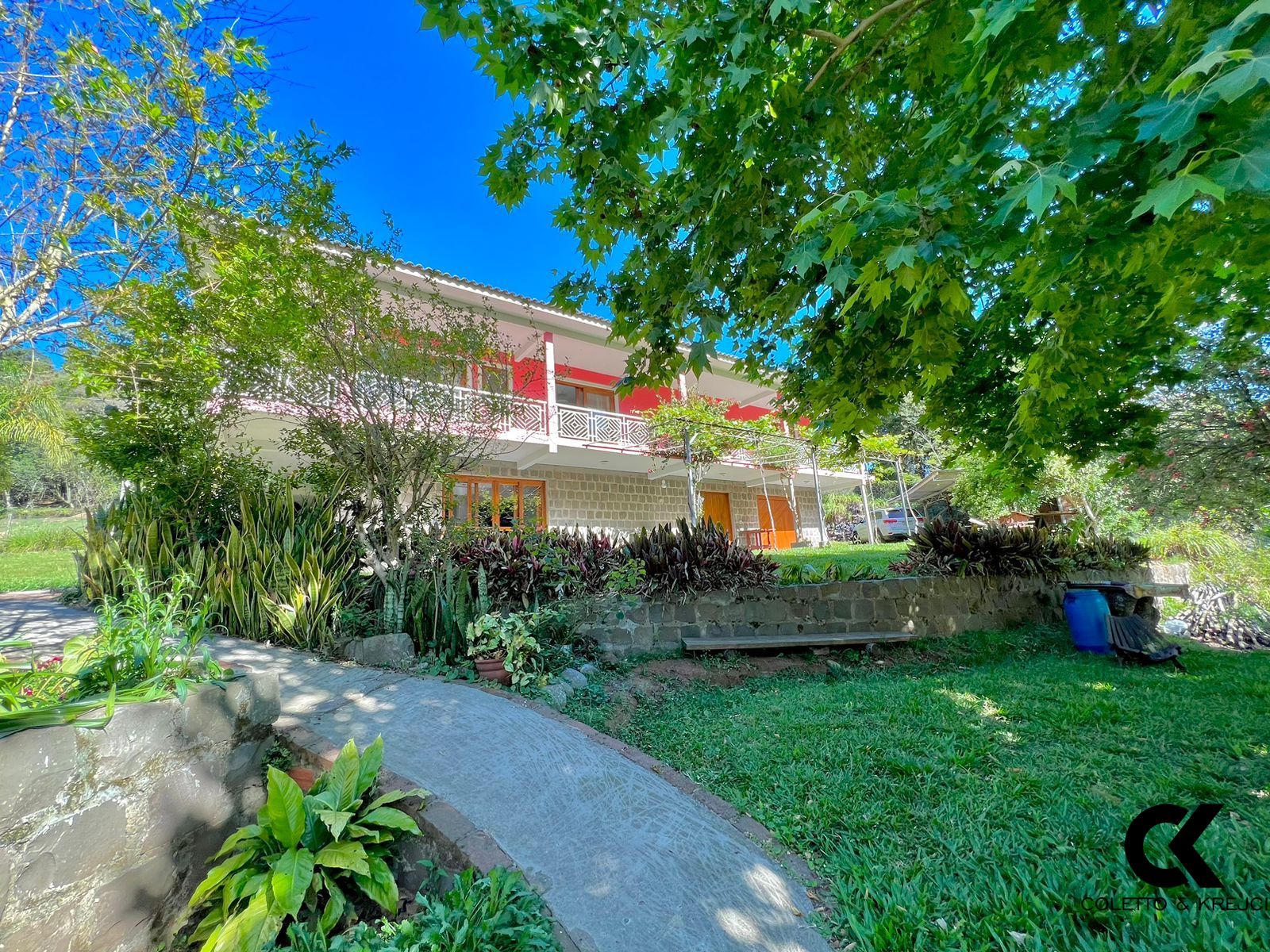Sítio à venda com 10 quartos, 600m² - Foto 2