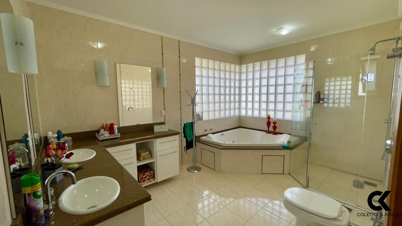 Casa, 4 quartos, 329 m² - Foto 26