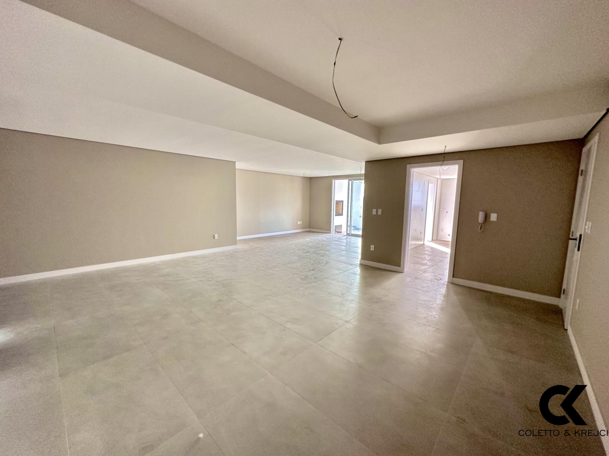 Apartamento à venda com 3 quartos, 193m² - Foto 3