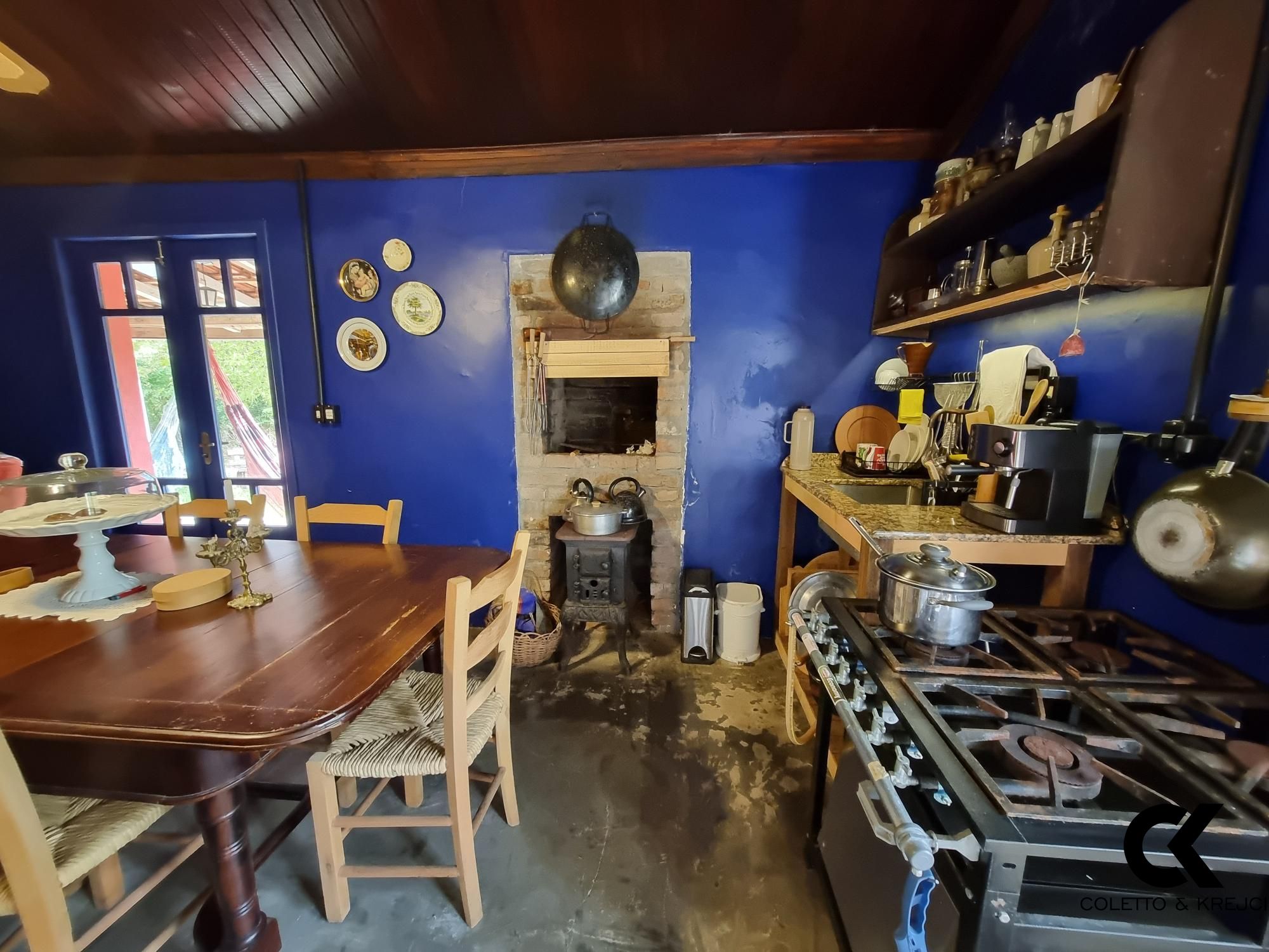 Casa à venda com 3 quartos, 126m² - Foto 3