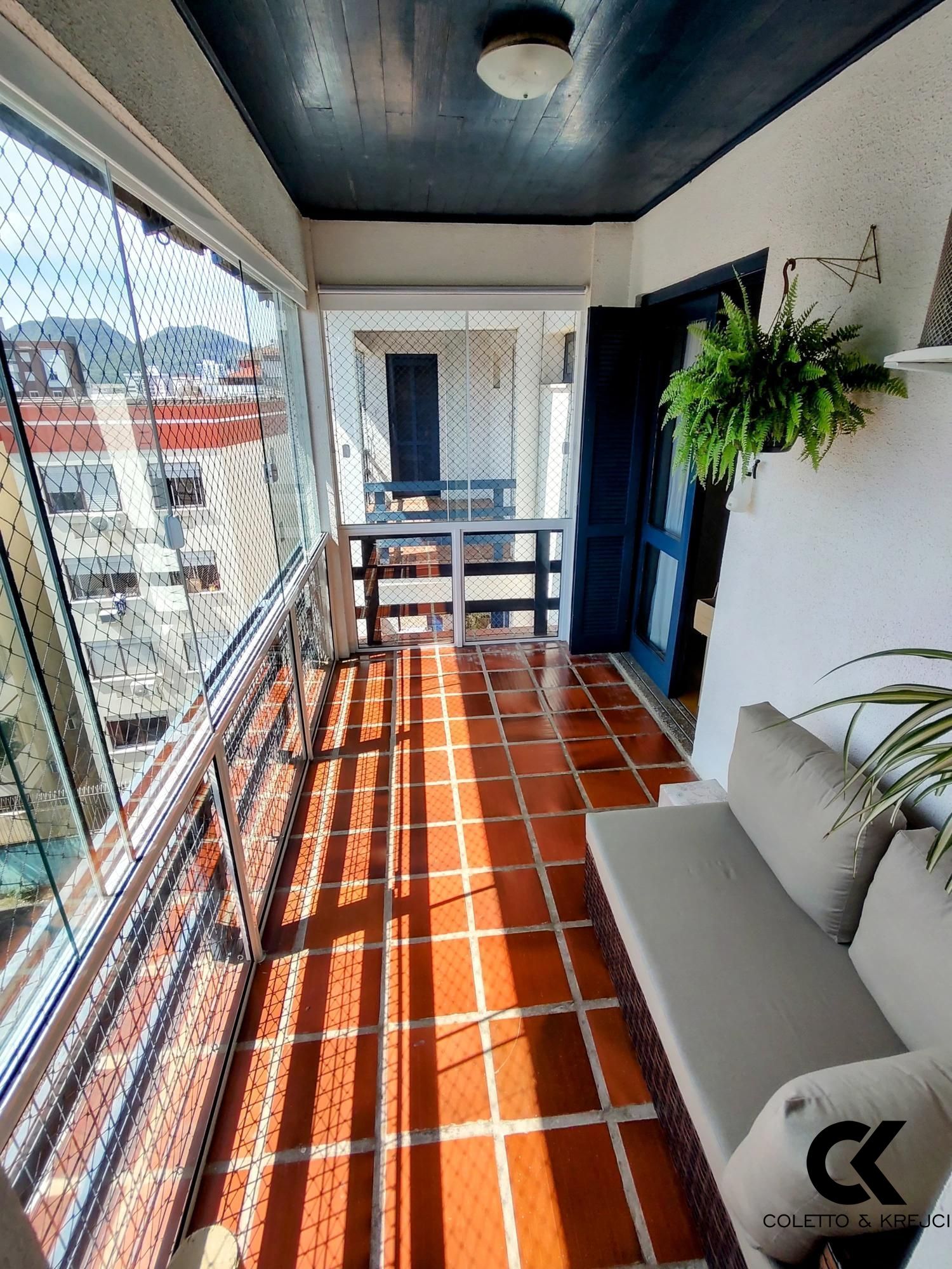 Apartamento à venda com 2 quartos, 96m² - Foto 9