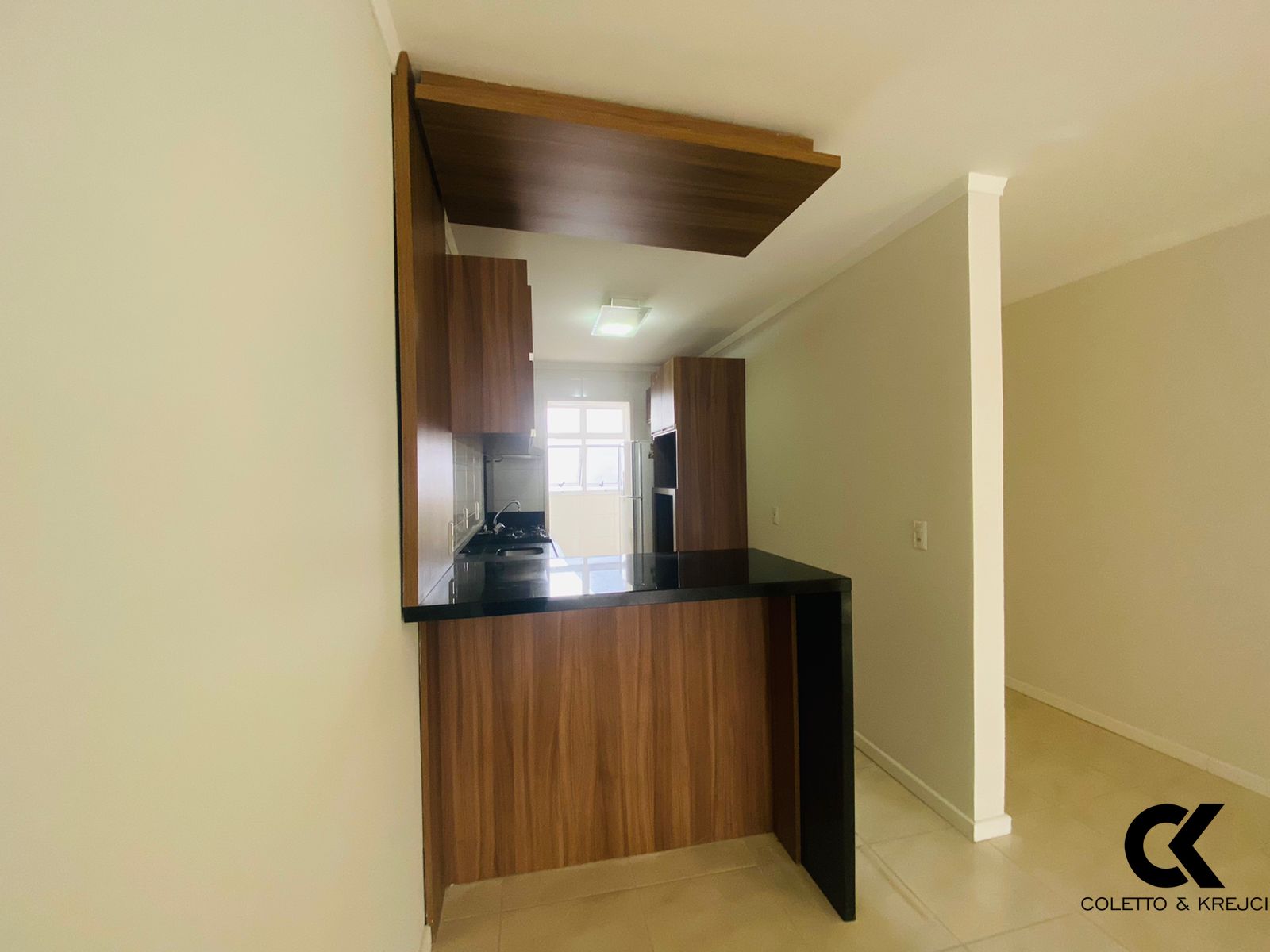 Apartamento à venda com 2 quartos, 76m² - Foto 8