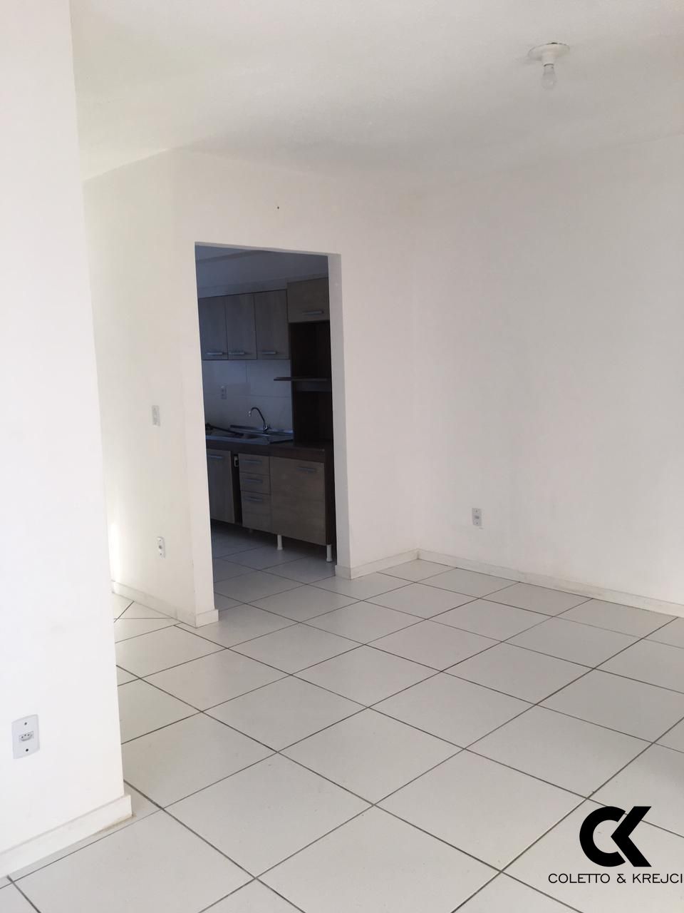 Apartamento à venda com 2 quartos, 56m² - Foto 2