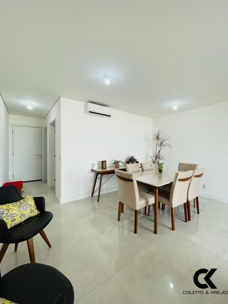 Apartamento, 3 quartos, 131 m² - Foto 2
