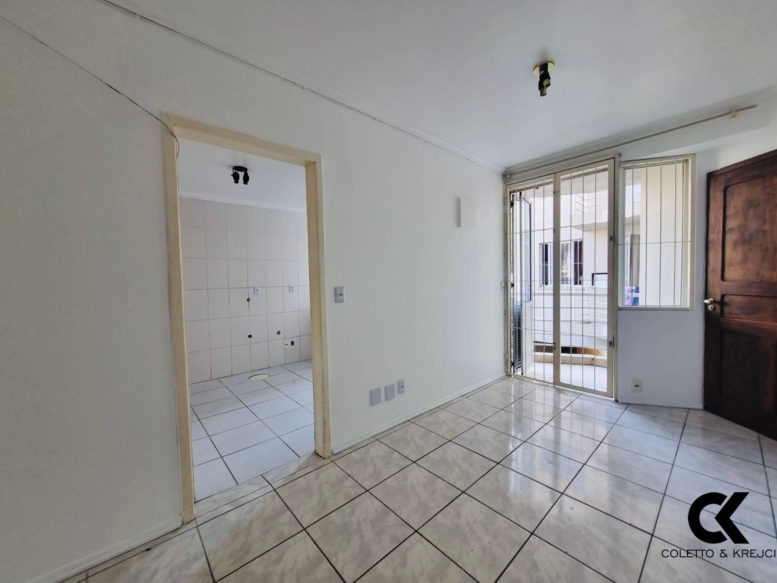 Apartamento à venda com 2 quartos, 71m² - Foto 1