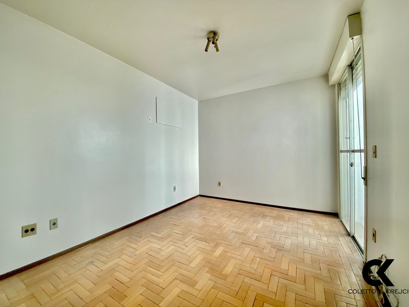 Apartamento à venda com 2 quartos, 70m² - Foto 5