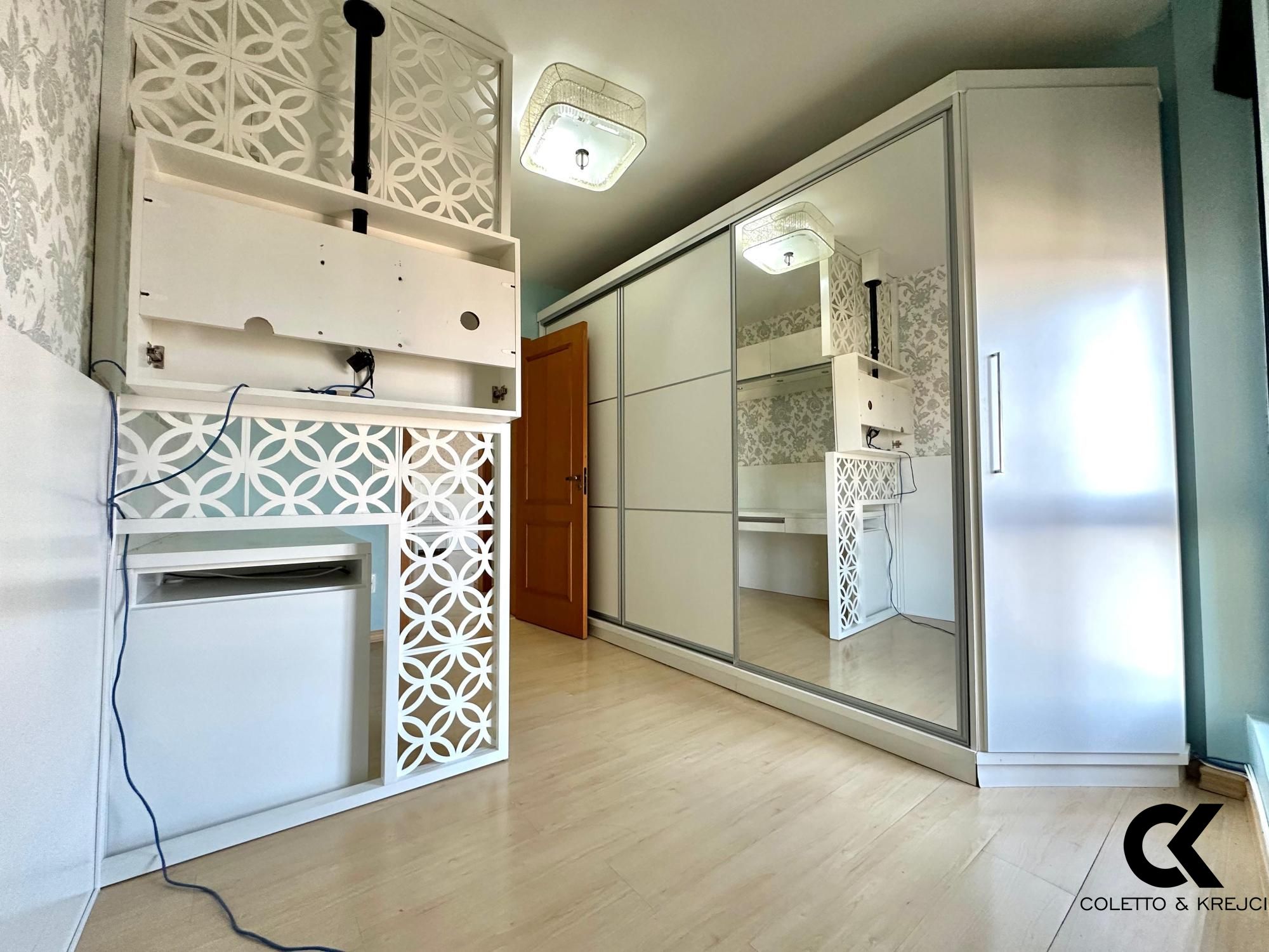 Apartamento à venda com 3 quartos, 124m² - Foto 12