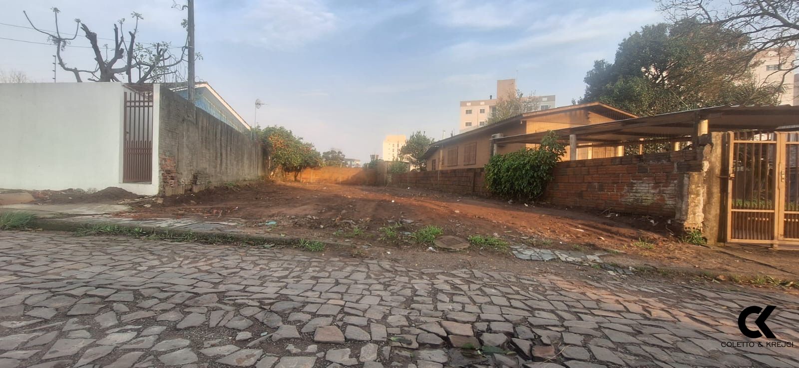 Terreno, 300 m² - Foto 1