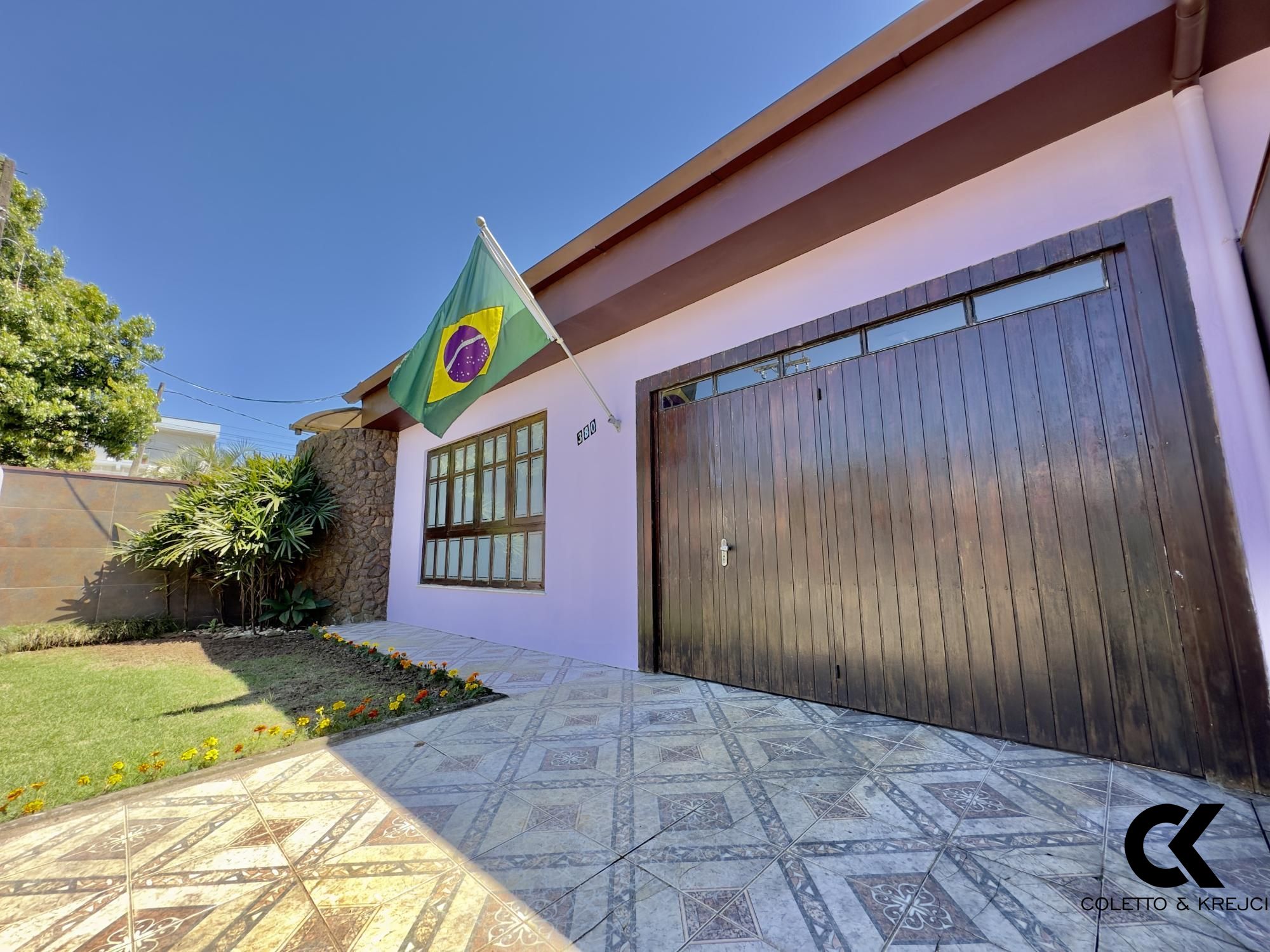 Casa, 4 quartos, 257 m² - Foto 2