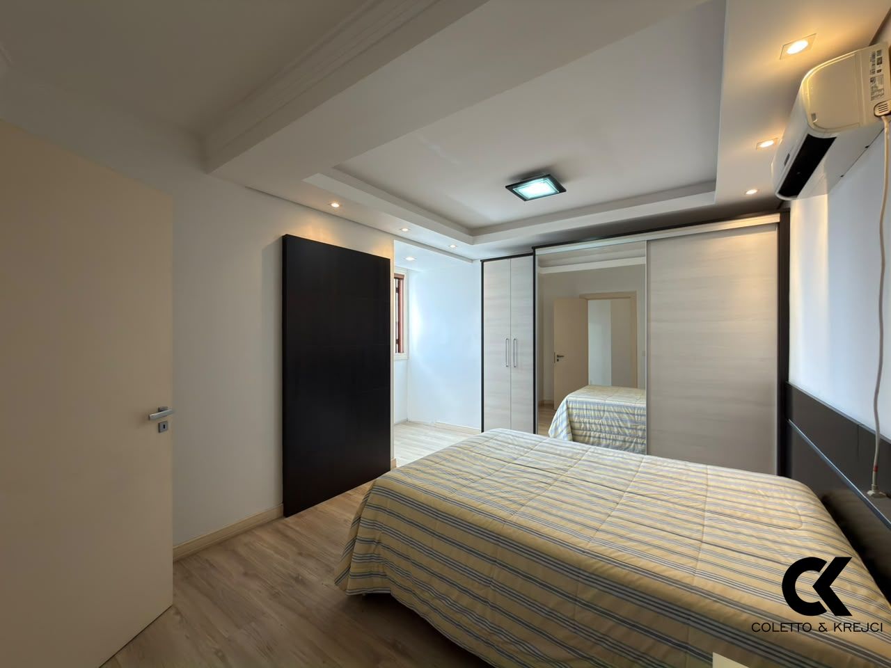 Cobertura, 4 quartos, 295 m² - Foto 14
