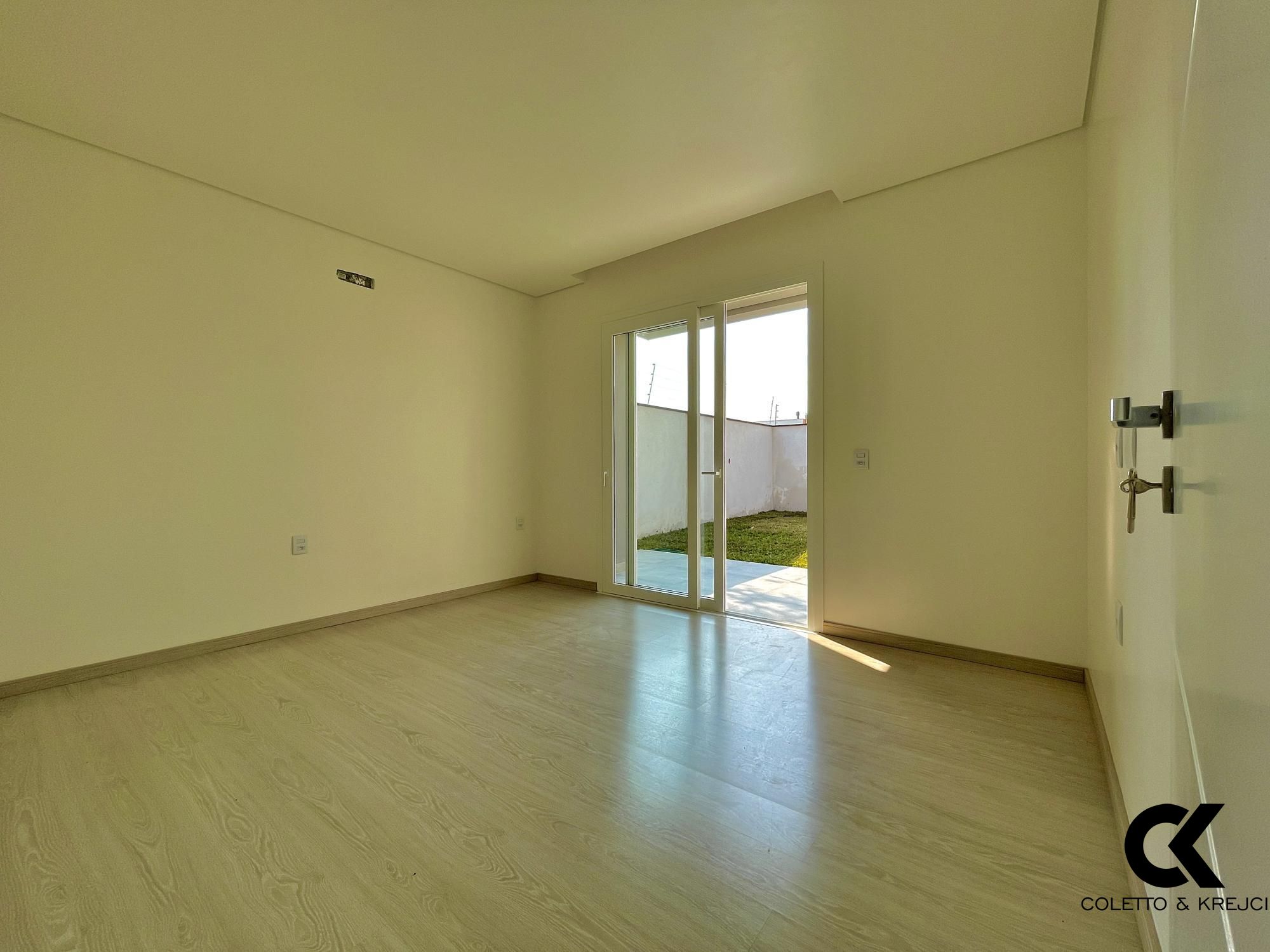 Casa à venda com 4 quartos, 199m² - Foto 13