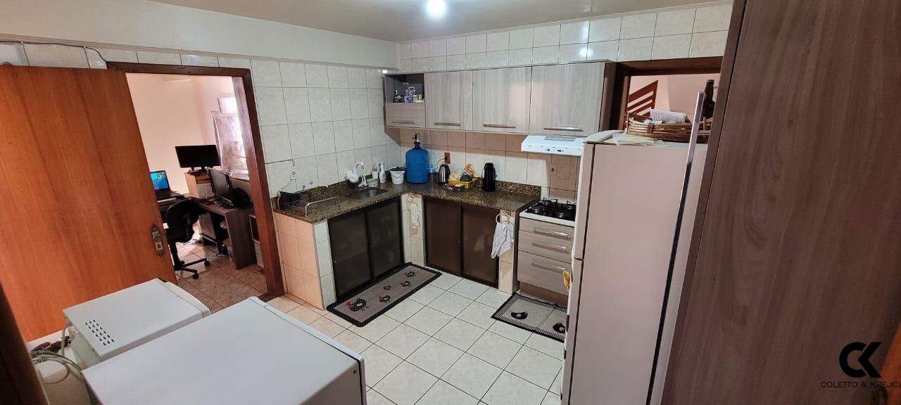 Casa, 3 quartos, 219 m² - Foto 9