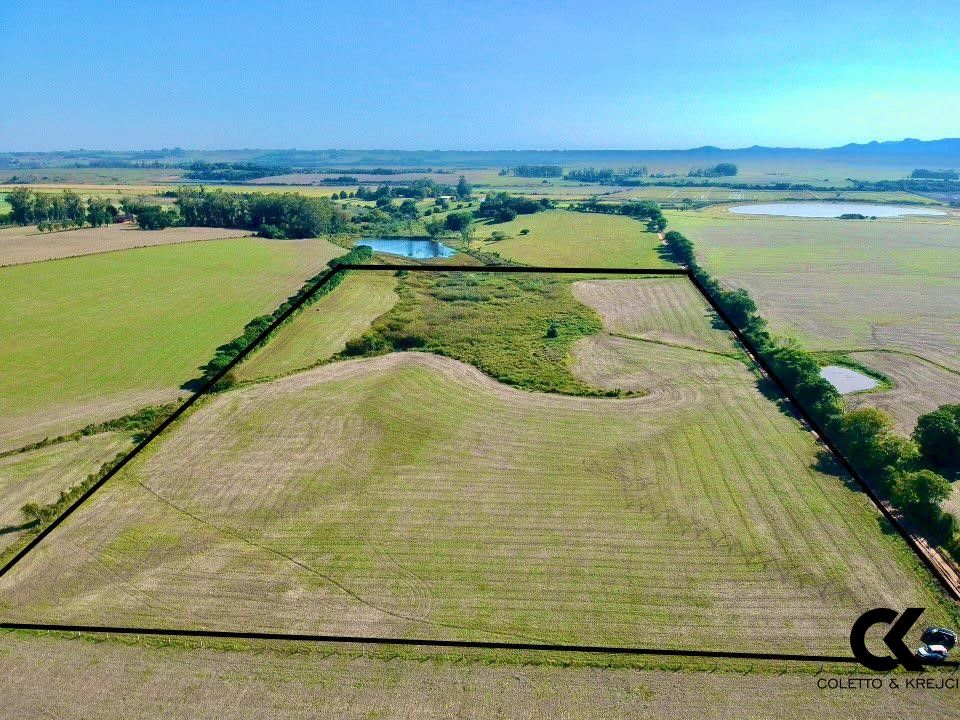 Loteamento e Condomínio à venda com 2 quartos, 70000m² - Foto 1