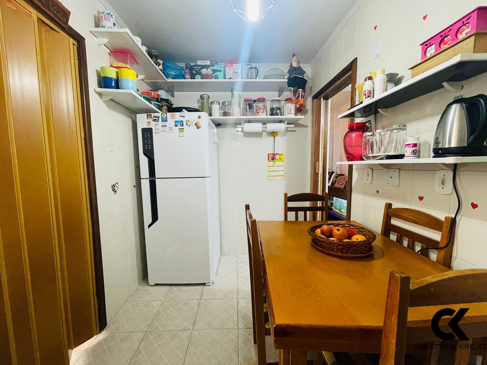 Apartamento à venda com 3 quartos, 71m² - Foto 3