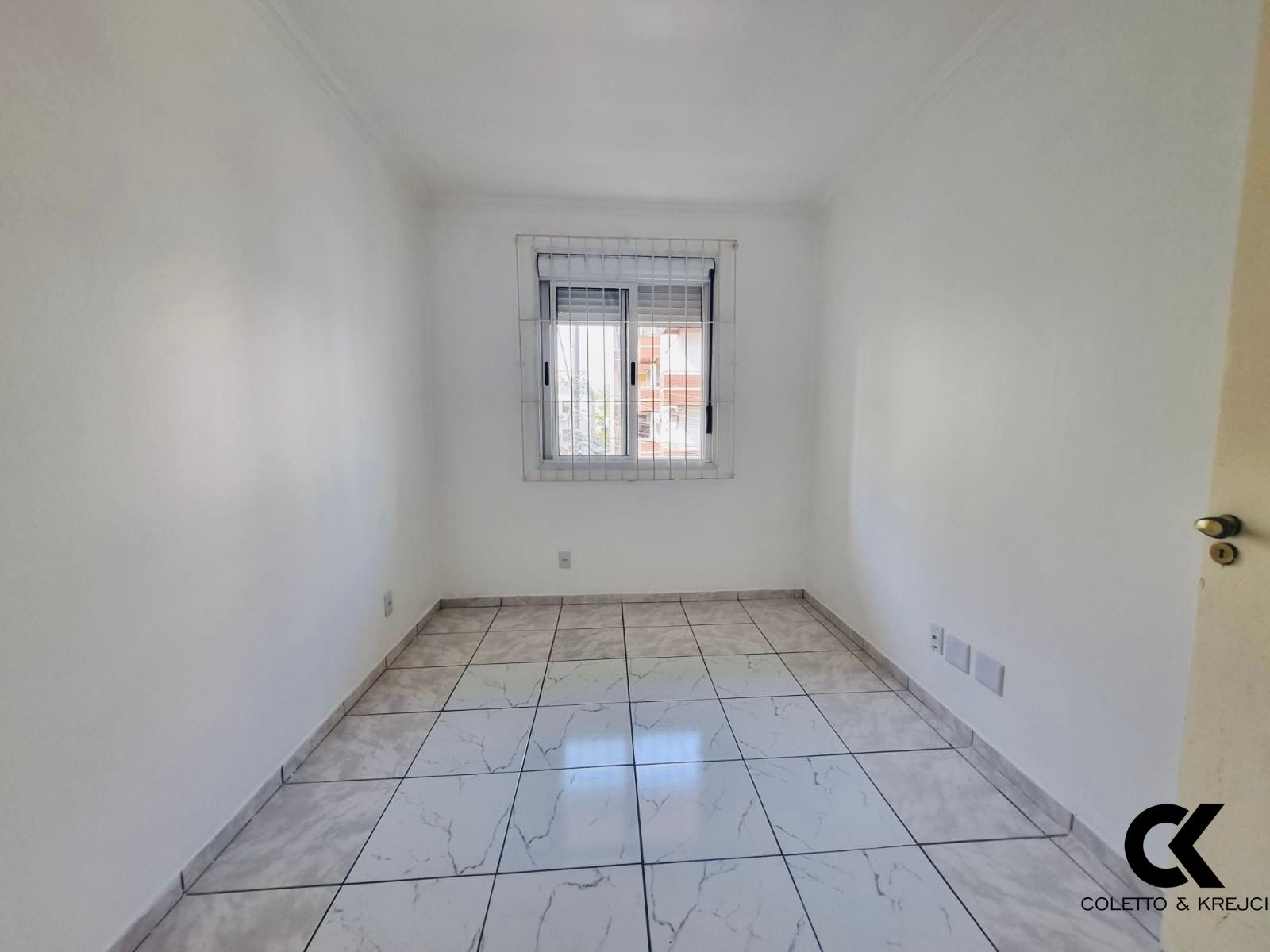 Apartamento à venda com 2 quartos, 71m² - Foto 10