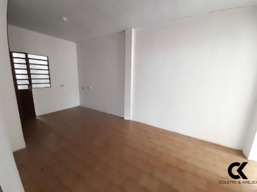 Casa à venda com 3 quartos, 113m² - Foto 4