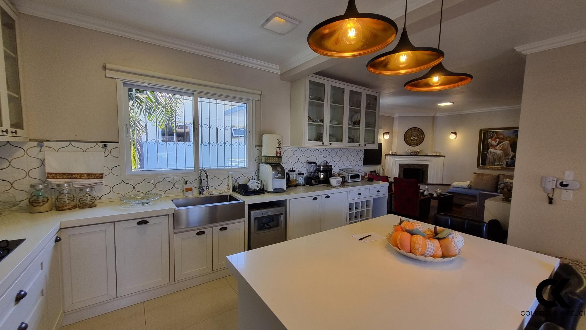 Casa à venda com 3 quartos, 207m² - Foto 25