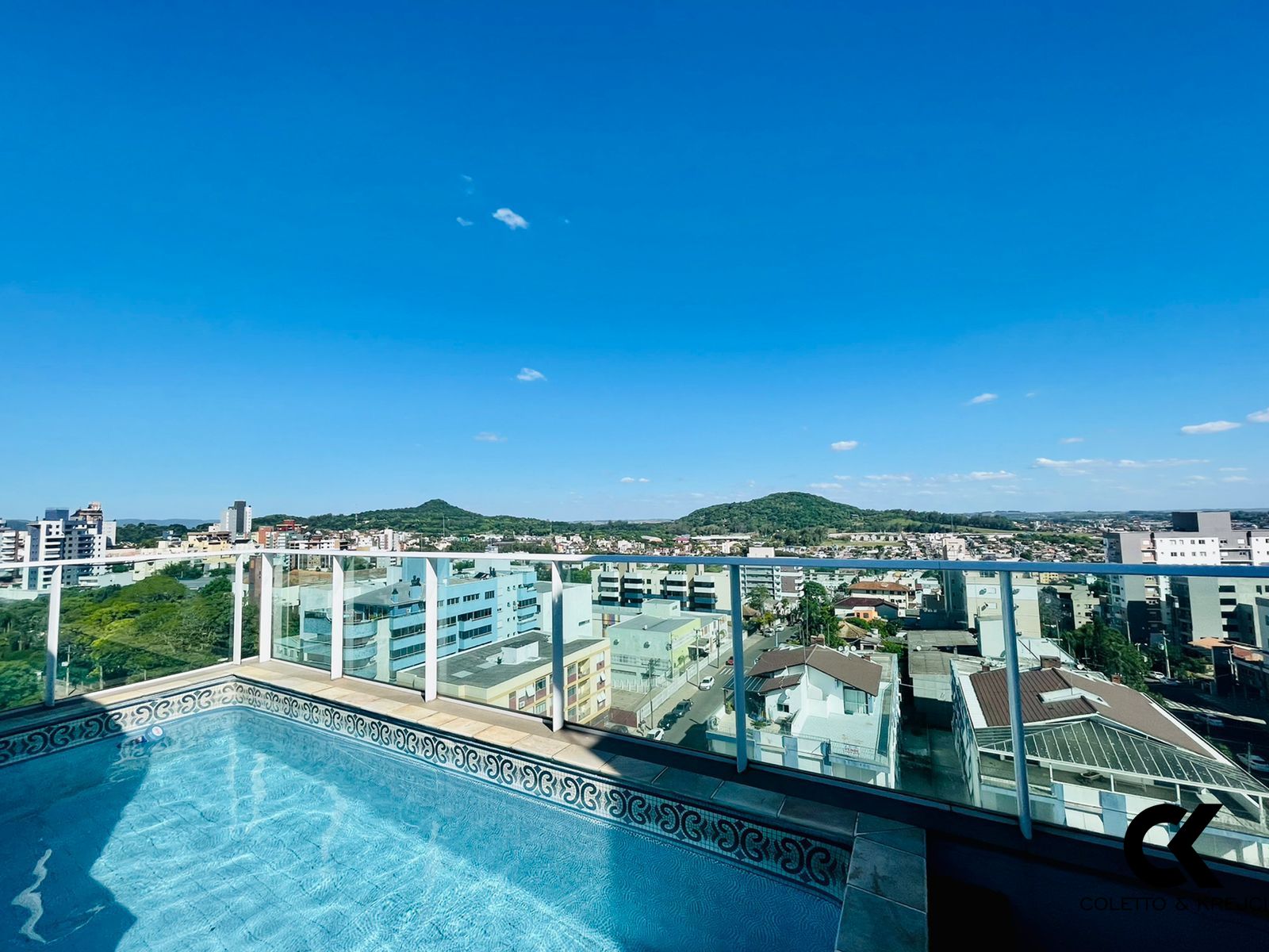 Cobertura, 4 quartos, 353 m² - Foto 2