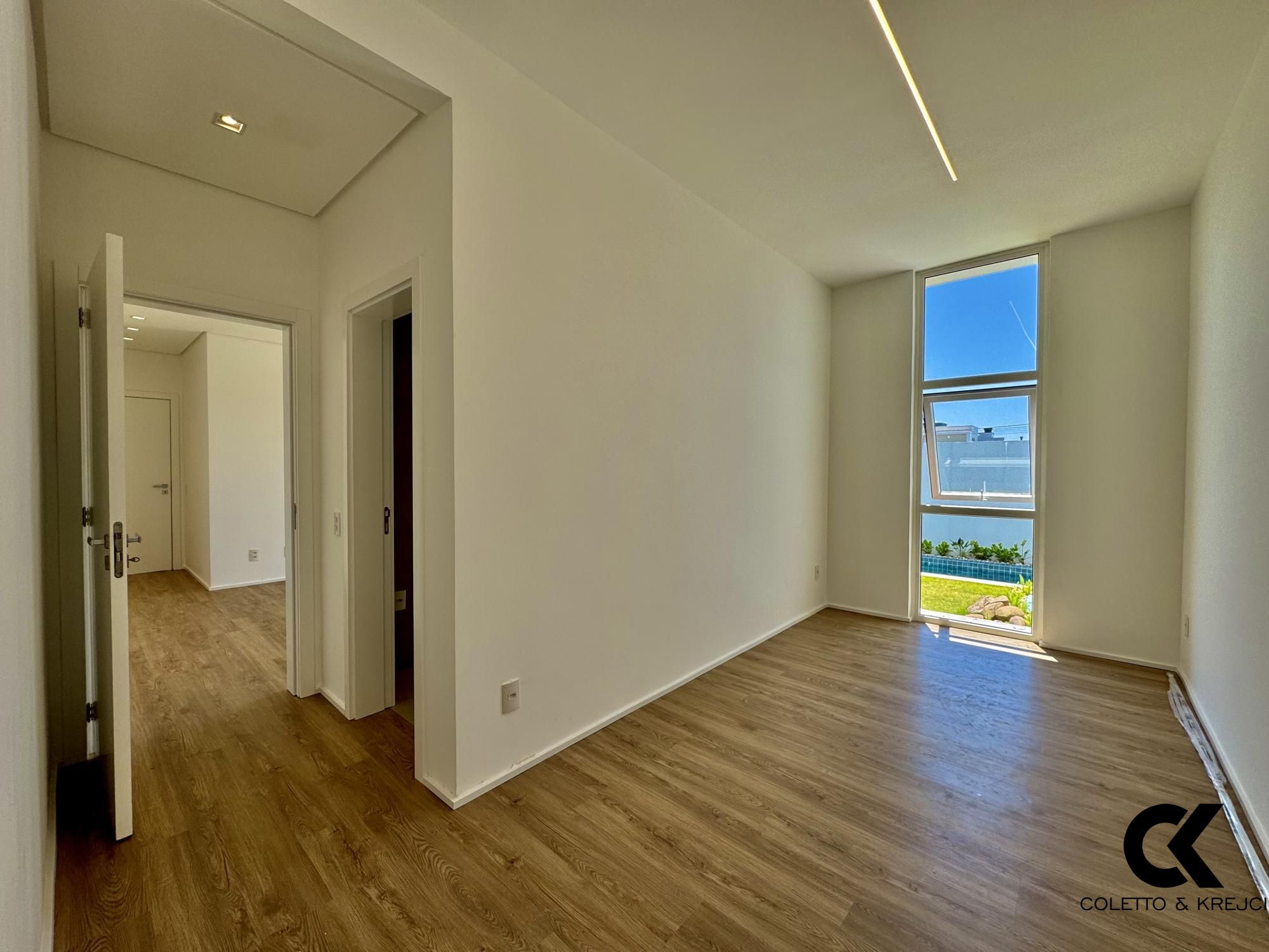 Casa à venda com 3 quartos, 200m² - Foto 17