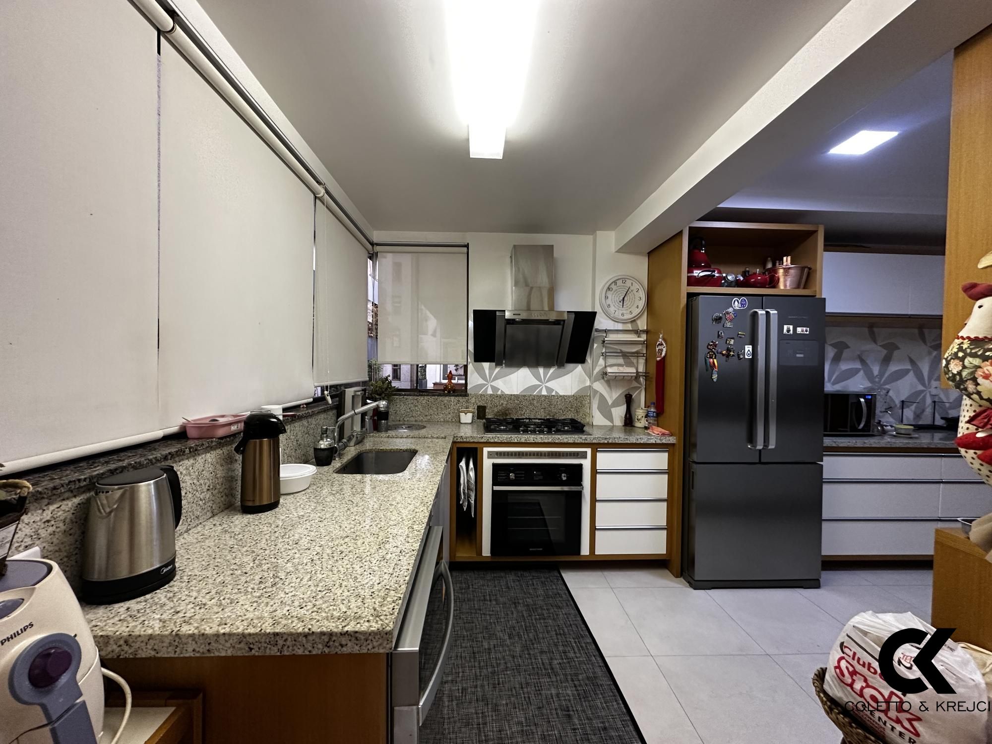 Cobertura, 5 quartos, 325 m² - Foto 6