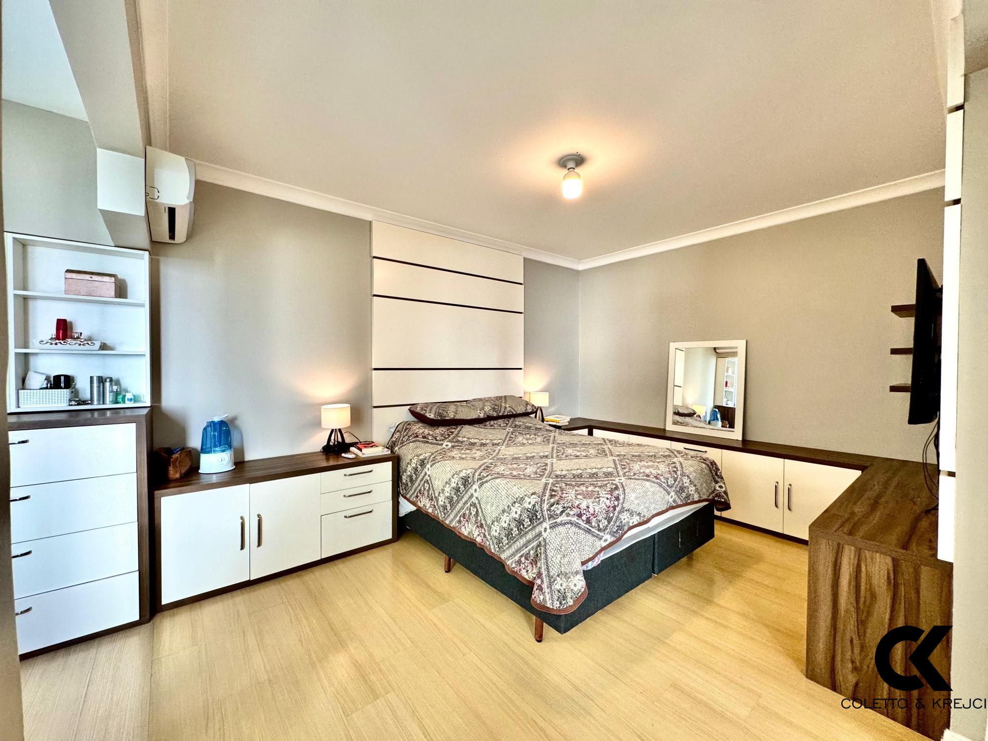 Cobertura à venda com 3 quartos, 240m² - Foto 15