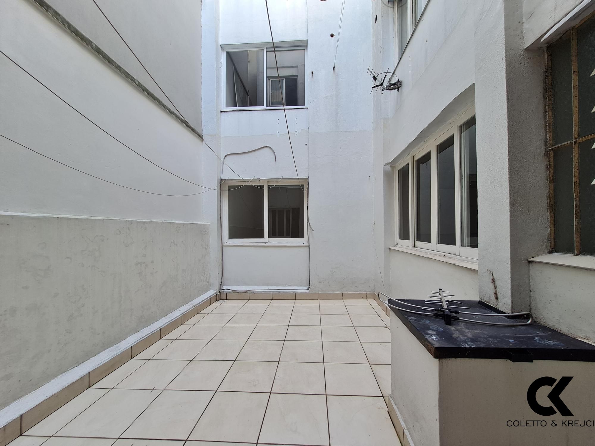 Apartamento à venda com 3 quartos, 110m² - Foto 6