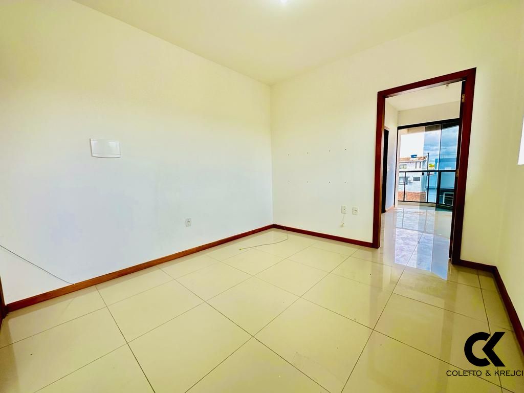 Apartamento à venda com 1 quarto, 43m² - Foto 2