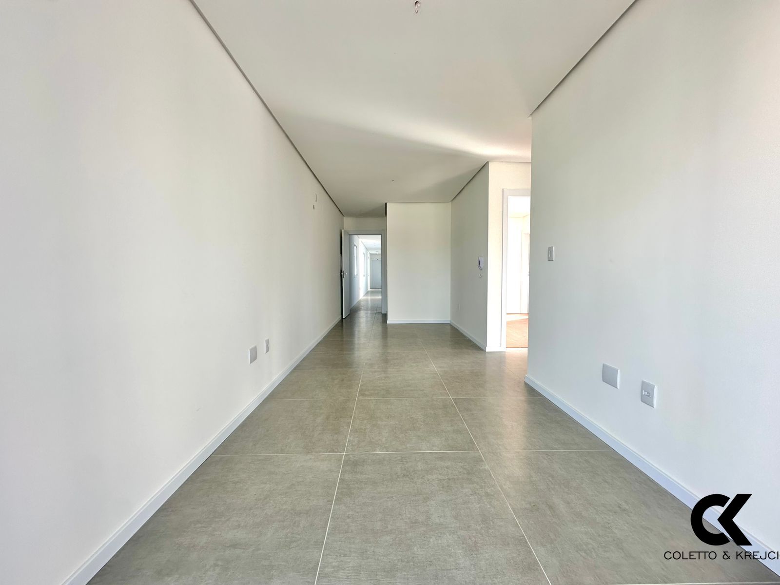 Apartamento, 2 quartos, 73 m² - Foto 2