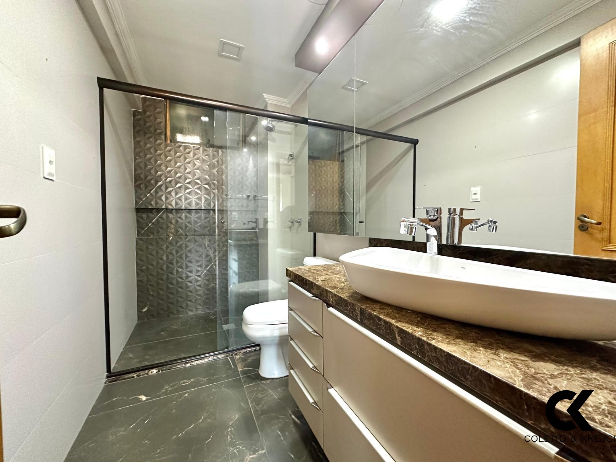 Apartamento à venda com 3 quartos, 124m² - Foto 10