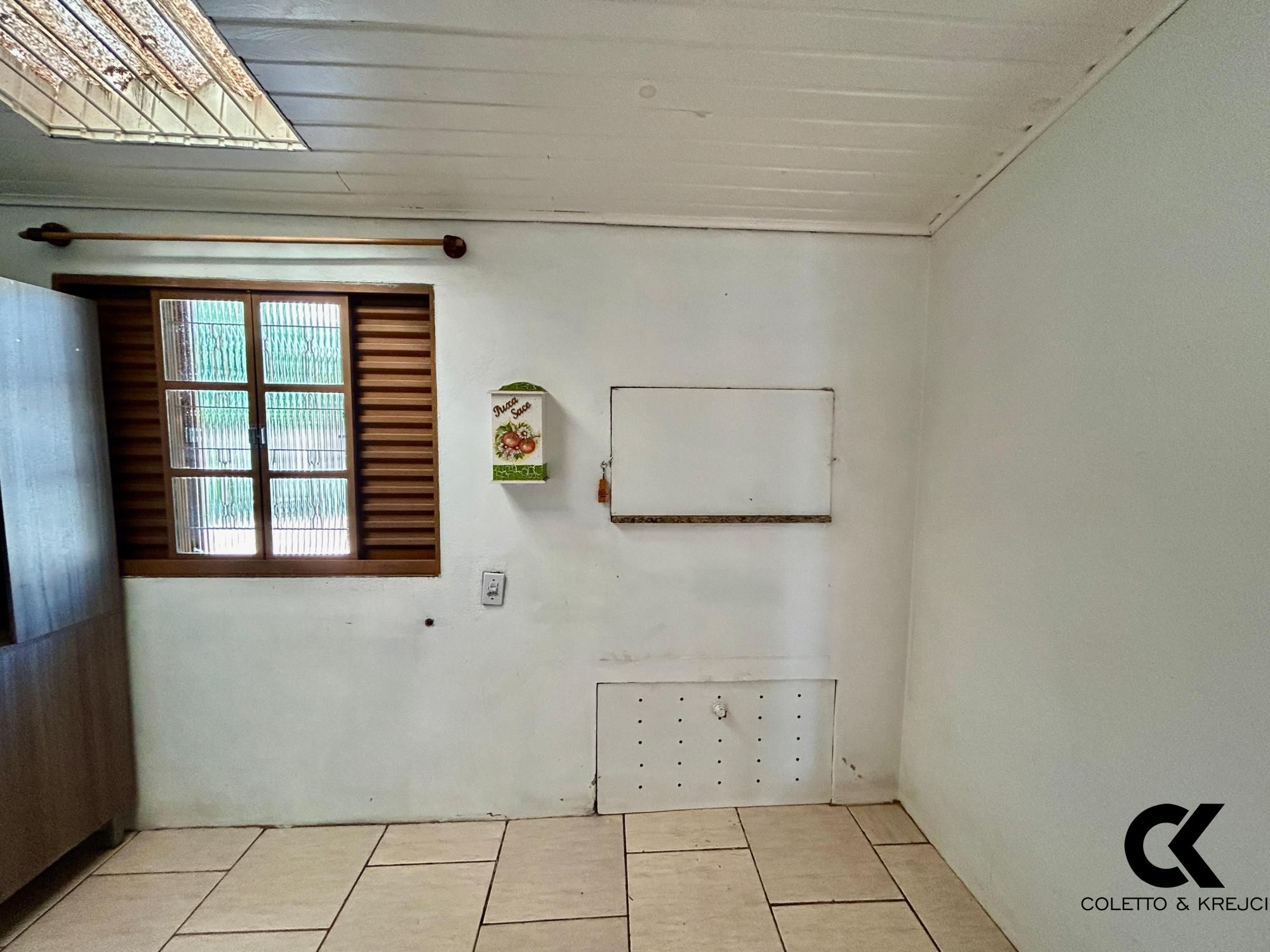 Casa à venda com 4 quartos, 100m² - Foto 15