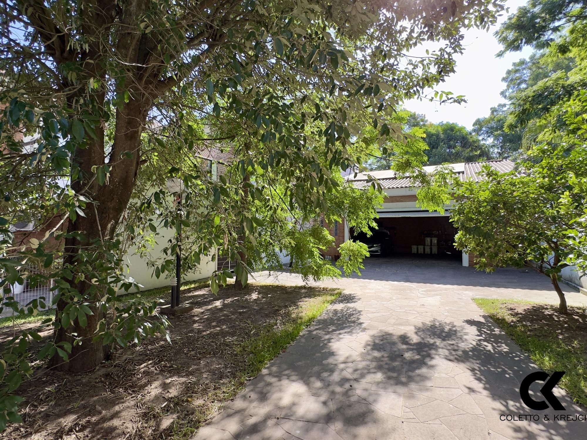 Casa, 3 quartos, 550 m² - Foto 2