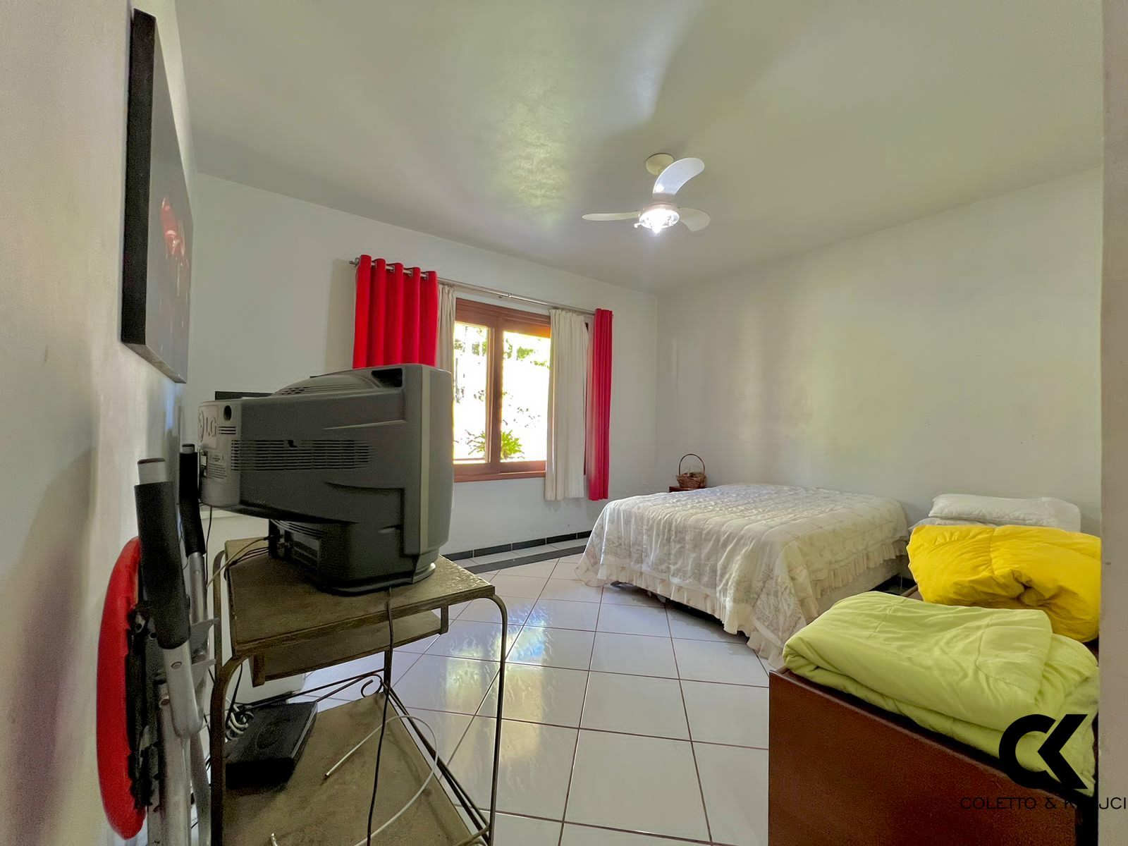 Sítio à venda com 10 quartos, 600m² - Foto 25