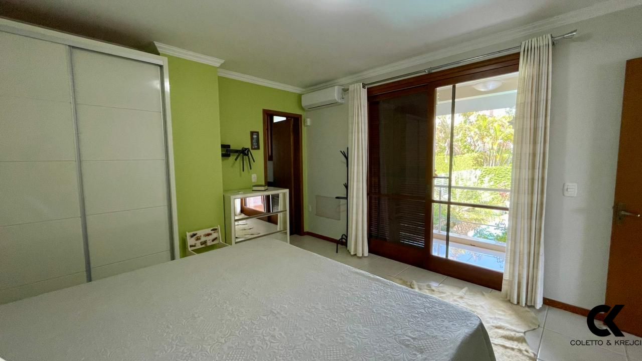 Casa, 4 quartos, 329 m² - Foto 22