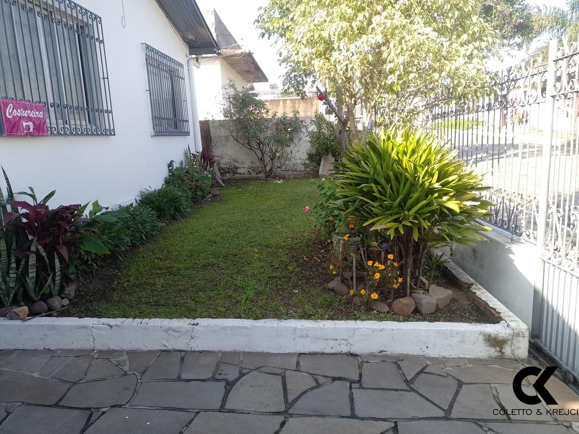 Casa, 3 quartos, 151 m² - Foto 1